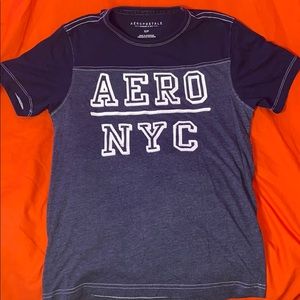 An aeropostal short sleeve T-Shirt
